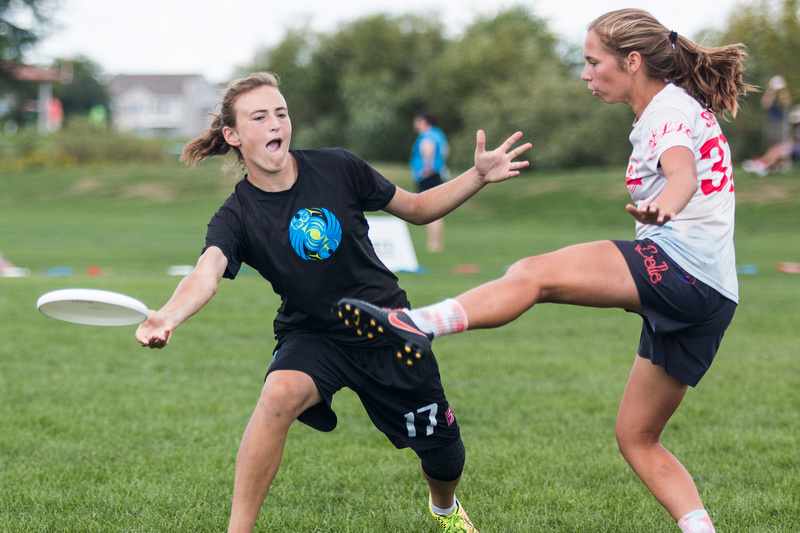 Lakeside's Claire Trop, playing for Seattle Nimbus at YCC. Photo: Daniel Thai -- UltiPhotos.com